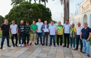 Governo anuncia investimento histórico no futebol de base da Série B