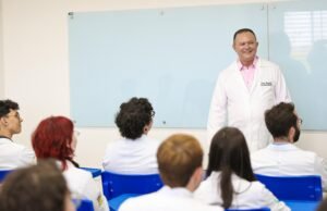 Brandão inaugura complexo educacional do Centro de Ciências da Saúde da Uema, em São Luís