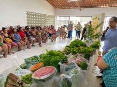 Prefeitura de Ribamar entrega 5 toneladas de alimentos a famílias de estudantes