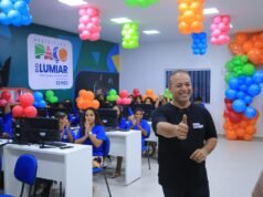Prefeito Fred Campos entrega mais um Núcleo Tecnológico de Informática