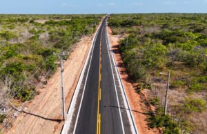 Governo entrega obra de recuperação da MA-312 que liga os Lençóis ao Delta do Parnaíba