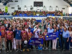 Milhares de estudantes da Grande Ilha recebem Cartões Transporte Universitário