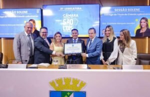 Penha entrega título de Cidadã Ludovicense a subdefensora-geral