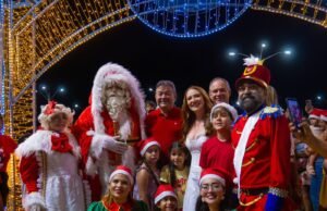 Prefeito Miltinho Aragão abre temporada natalina em São Mateus