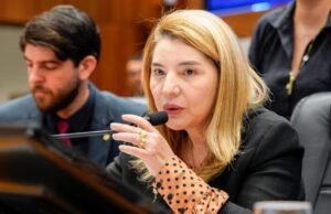 Aprovado PL de Iracema que cria política de atenção e reintegração social de dependentes de drogas