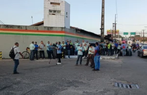 Rodoviários paralisam atividades e 15 bairros de São Luís ficam sem ônibus