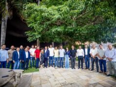 Presidentes de 12 partidos declaram apoio a Orleans para o Governo