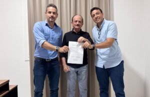 Prefeito Dr. Julinho autoriza pavimentação no Parque das Palmeiras