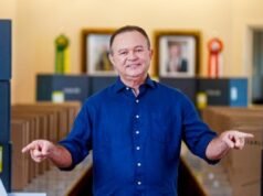 Brandão anuncia internet em toda a rede pública estadual de ensino