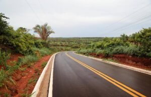 Estrada do Abacaxi e outros equipamentos são entregues em São Domingos do Maranhão