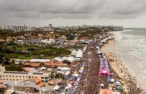 Foliões consagram Carnaval da Litorânea como o maior da história do Maranhão