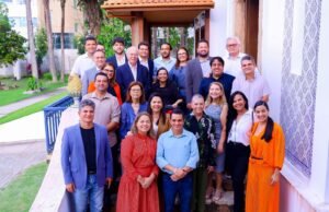 Deputados fazem visita de cortesia a Roseana Sarney após retorno de tratamento de saúde em São Paulo