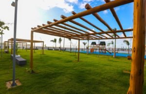 Brandão inaugura Praça dos Açores, em São Luís