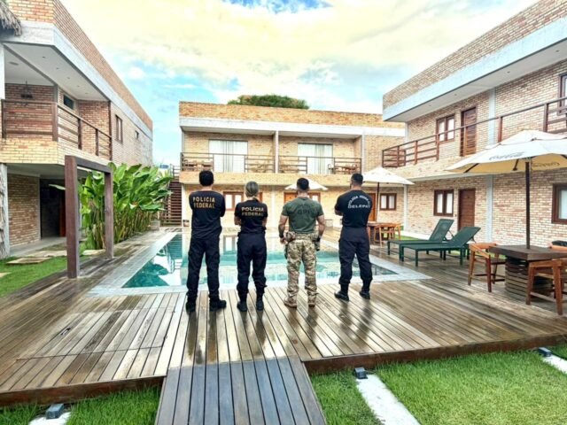 221a09ed-f0e1-469c-8ffd-e2493ac720da