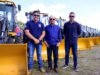 Município de Ribamar recebe retroescavadeira para reforçar ações ambientais e de infraestrutura