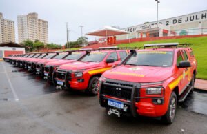 Novas viaturas e ambulâncias ampliam frota do Corpo de Bombeiros