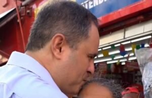 Prestes a ser anunciado como vice, Edivaldo relembra feitos e intensifica corpo a corpo com a população