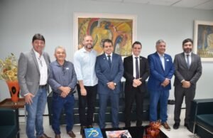 Ricardo Arruda e outros políticos de Grajaú são recebidos por procurador-geral de Justiça